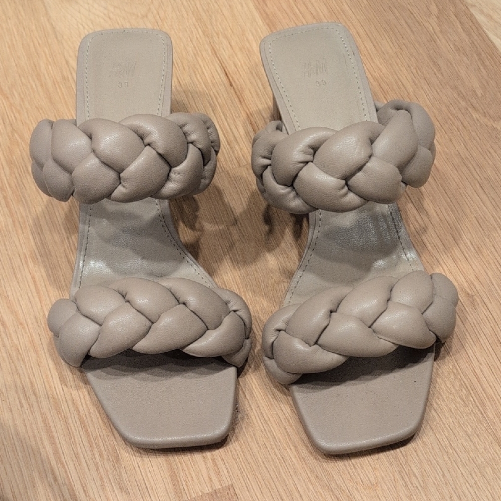 Braided Strap Taupe Sandals